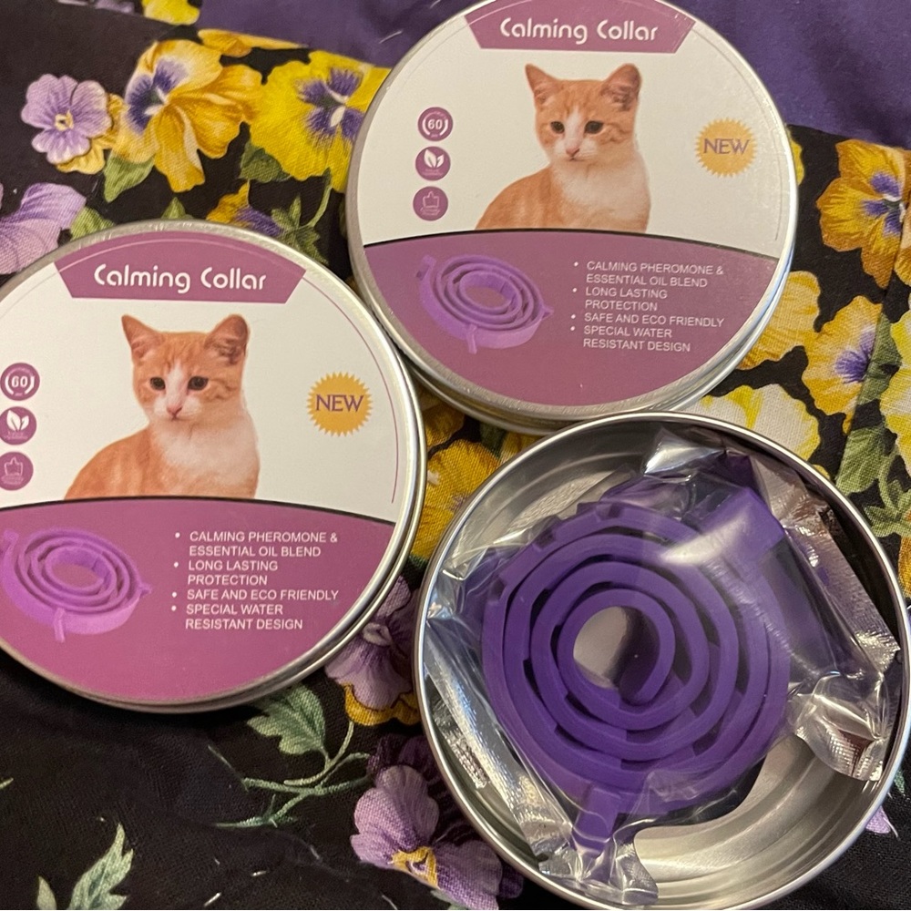 2 brand new Calming Collars for Cats both still wrapped and in tins